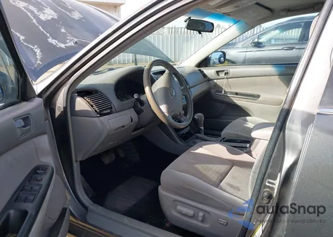 2005 Toyota Camry Le from USA, damaged, VIN 4T1BE32K55U527425